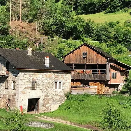 شقة Dolomite Nest